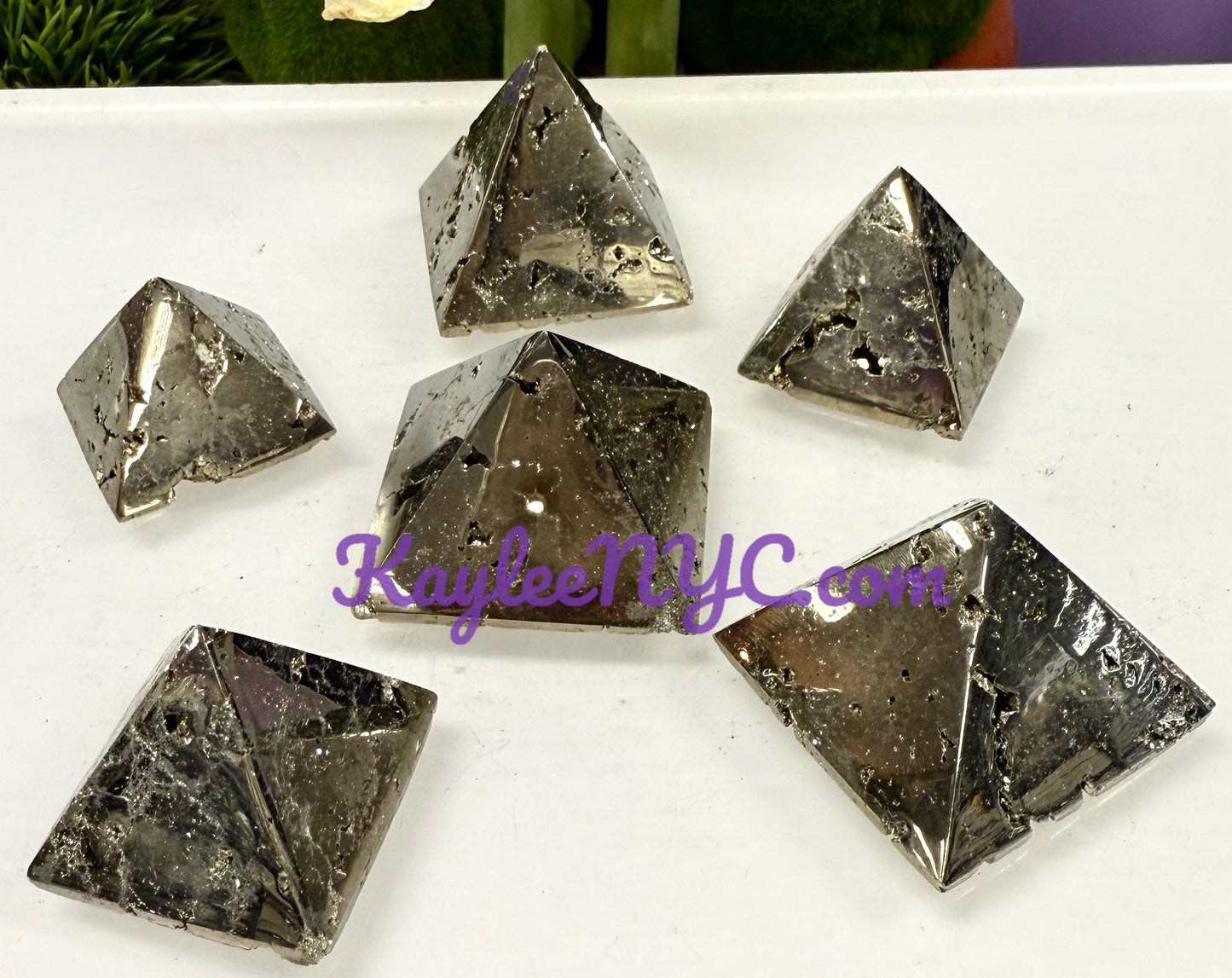 Wholesale Lot 1 lb Natural Pyrite Pyramid Crystal Healing Energy