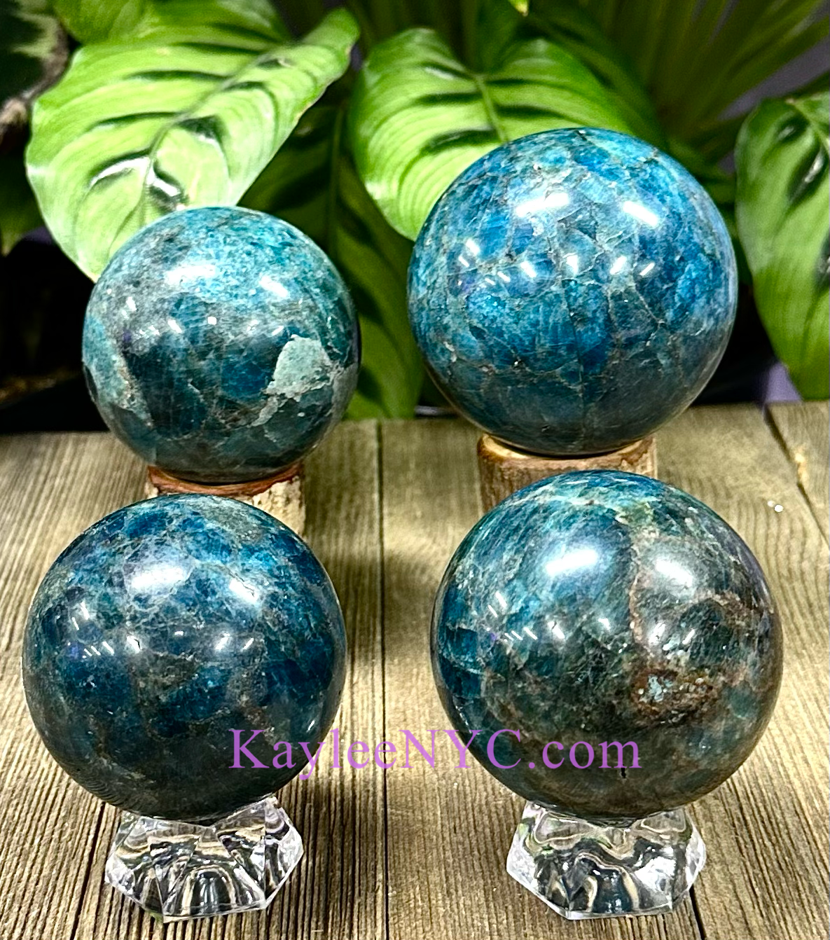 4 to 6 PCs Natural Apatite Sphere