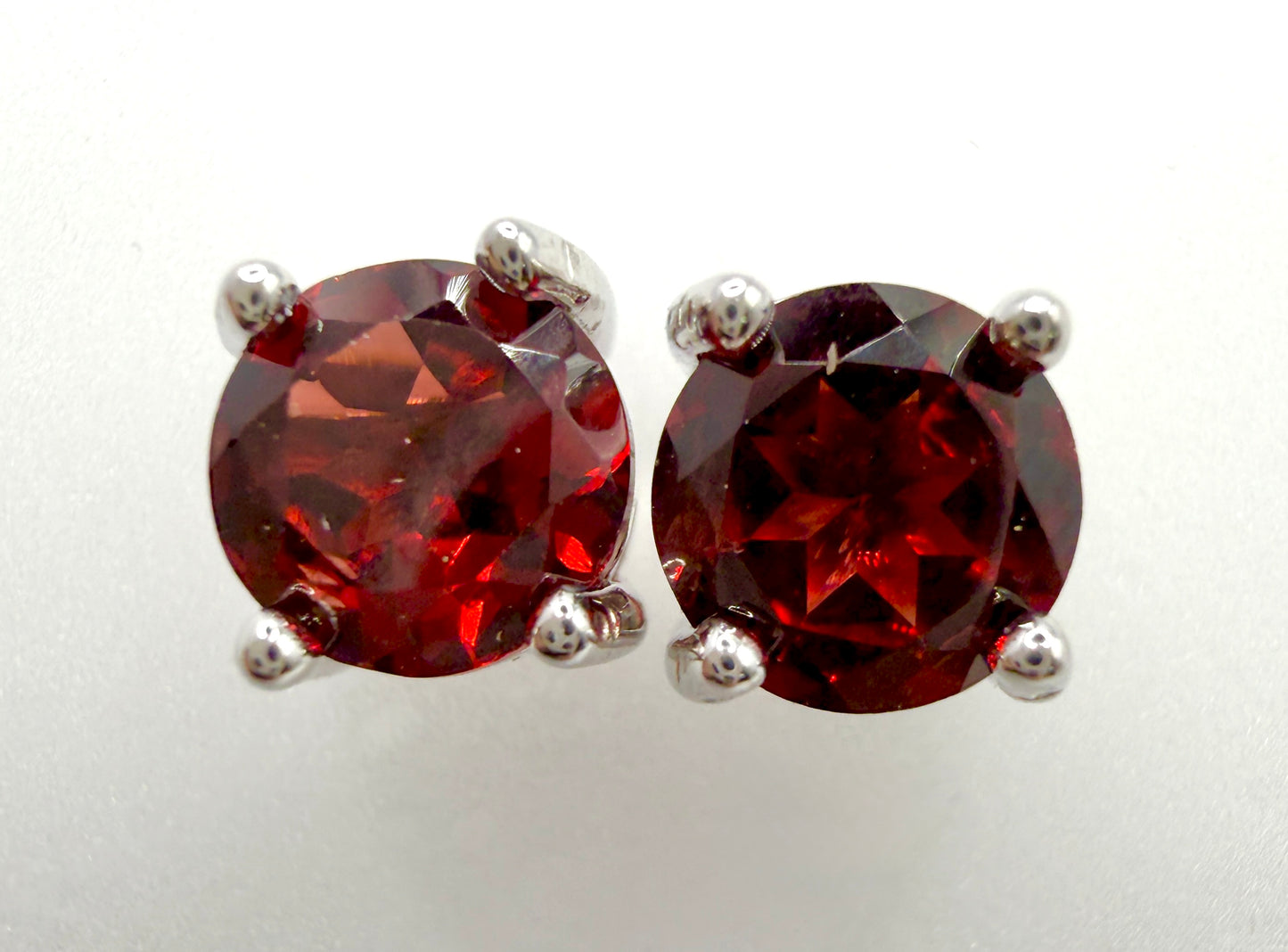 Wholesale Lot 5 Pairs Natural Garnet Earring Stud 6mm