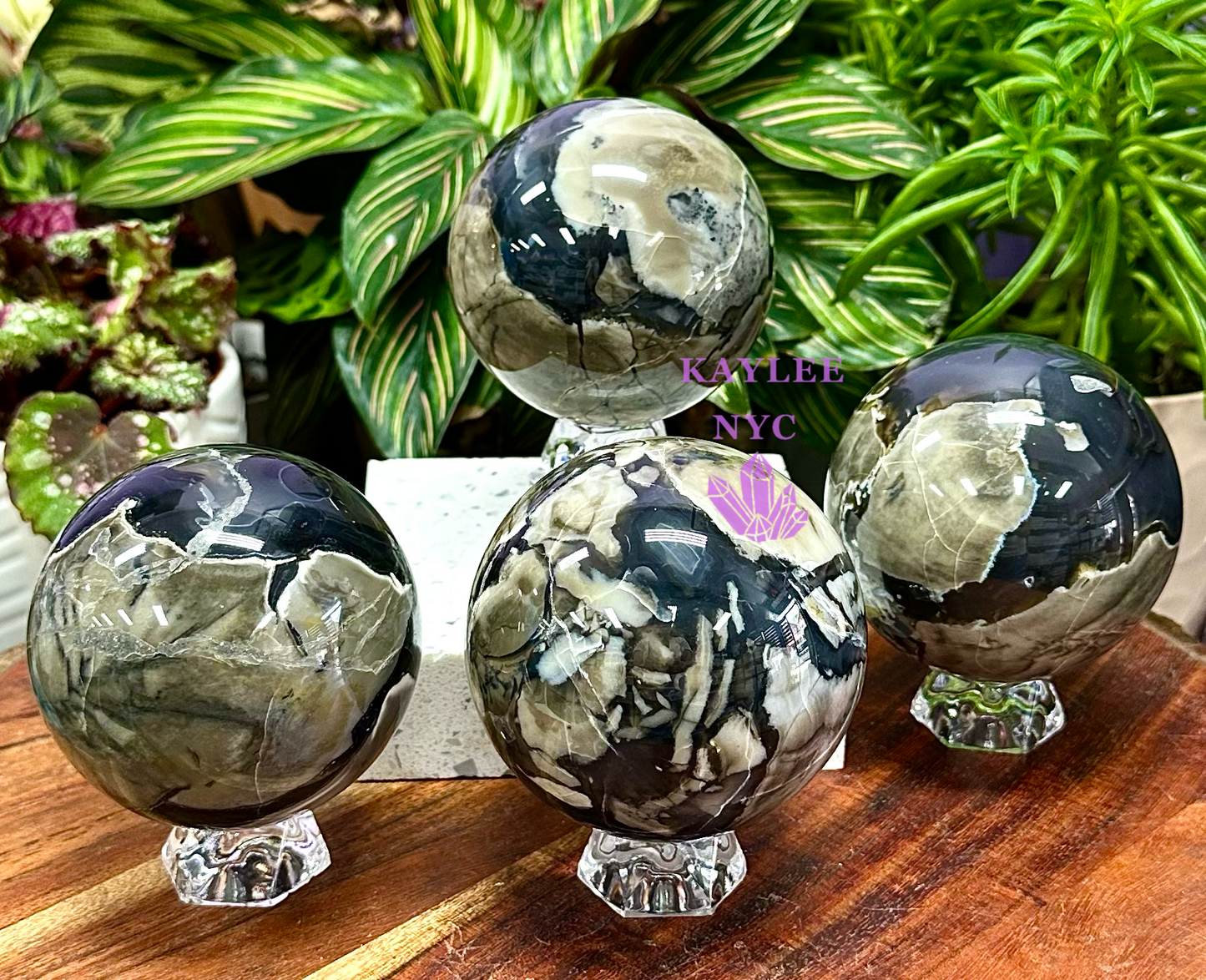 4-5 PCs Natural Volcano Agate Sphere