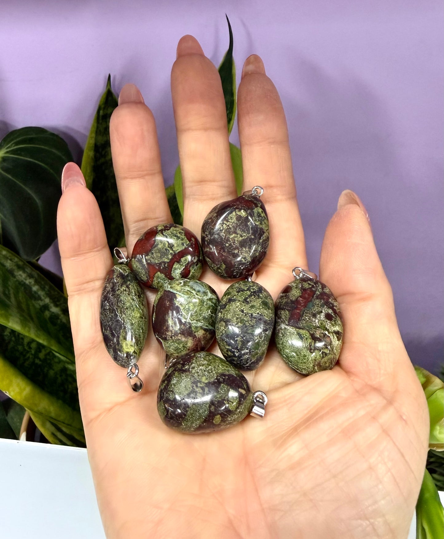 36 PCs Natural Dragon Bloodstone Crystal Pendant