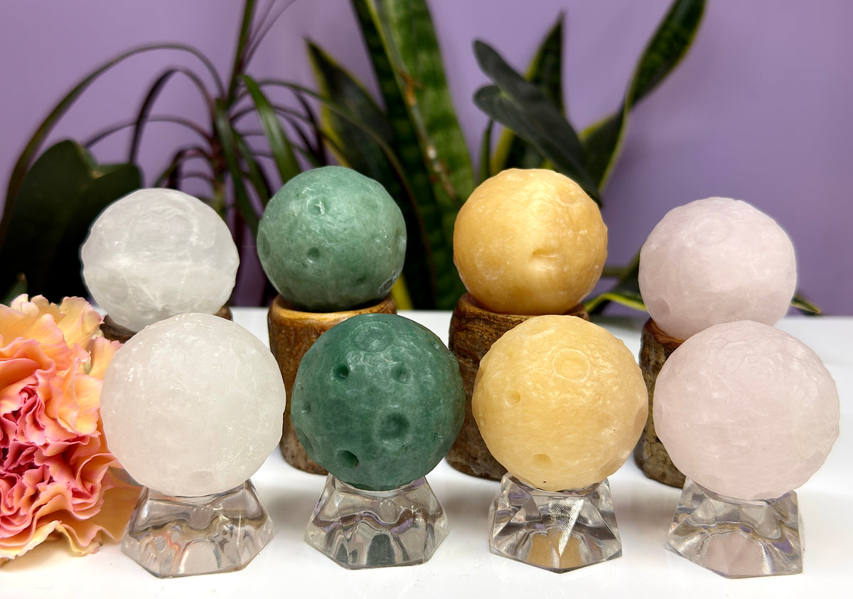 Wholesale Lot 8 Pcs Mix Crystal 4cm Moon Spheres Ball Healing Energy