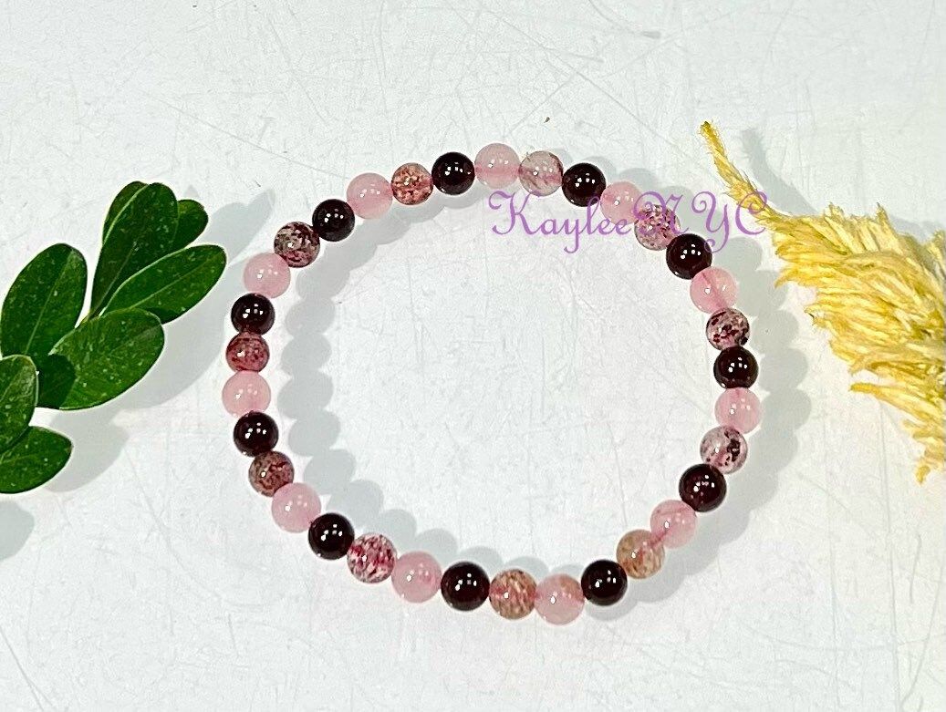 Wholesale 6 Pcs Natural Heart Chakra 6mm 7.5” Crystal Stretch Bracelet