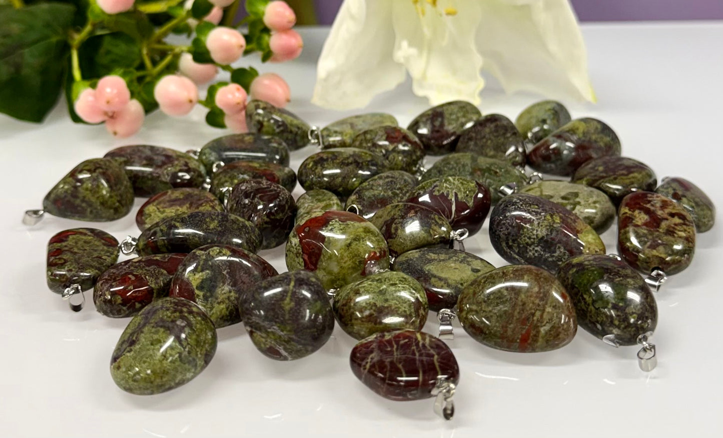 36 PCs Natural Dragon Bloodstone Crystal Pendant