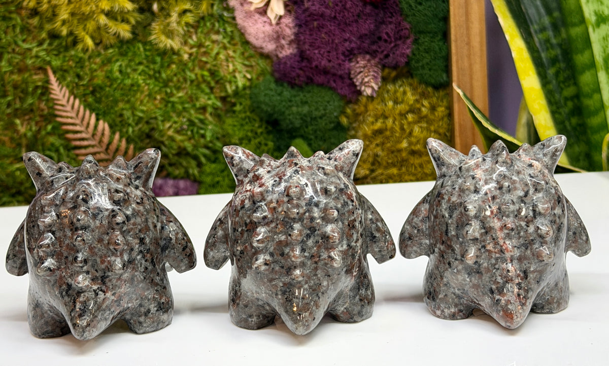 Wholesale Lot 6 PCs Natural Nephrite Jade & Yooperlite Cartoon Monster Ghost Jangar Crystal Healing Energy