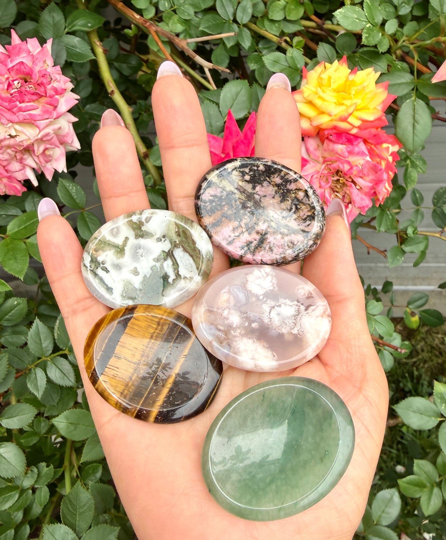 9 PCs Natural Mixed Crystal Worry Stone Healing Energy
