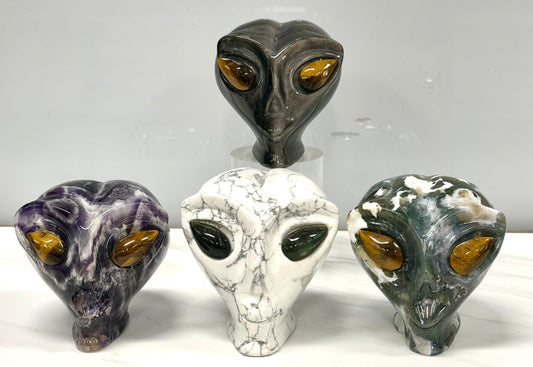 4 PCs Natural Mix Crystal Alien Head 7cm Healing Energy