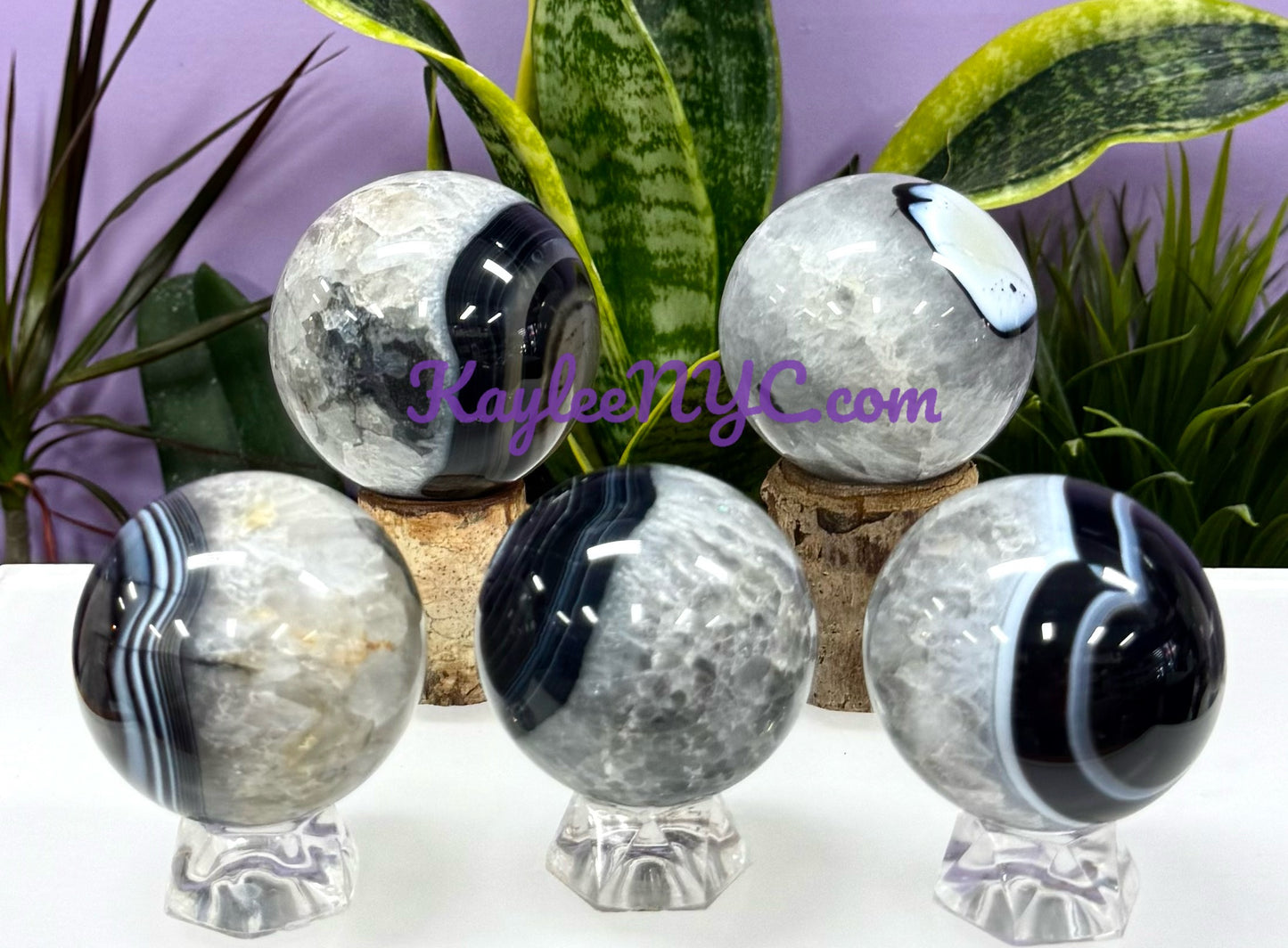 4-5 PCs Natural Black Onyx Sphere Crystals Healing Energy
