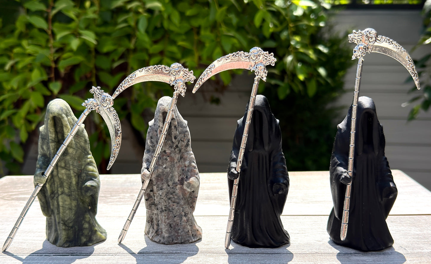 4 PCs 11cm Natural Crystal Grim Reaper Healing Energy