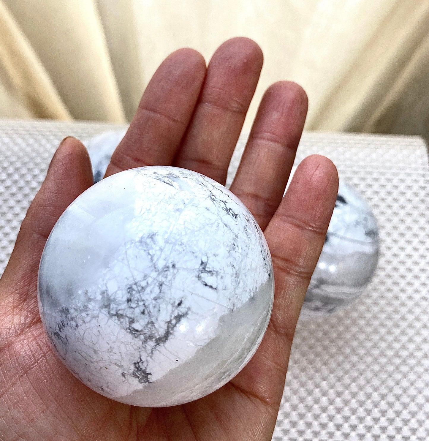 Wholesale Lot 3-5 Pcs Natural Howlite Sphere Crystal  Ball Nice Quality Healing