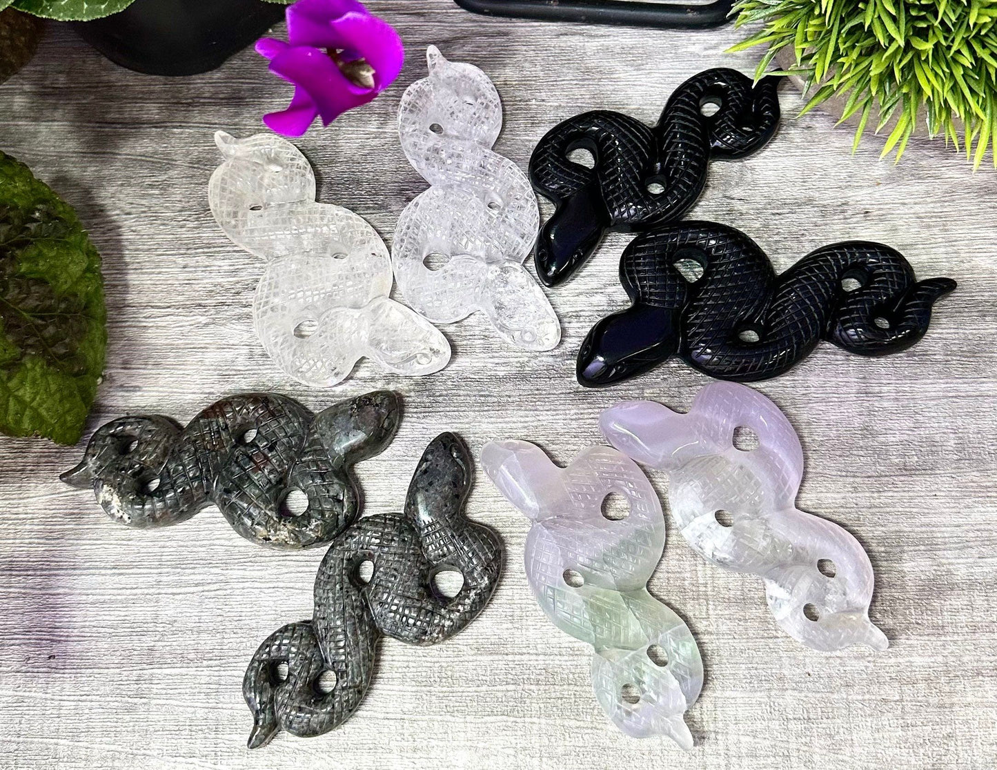 Wholesale Lot 8 Pcs Natural Mix Crystal Snakes Healing Energy