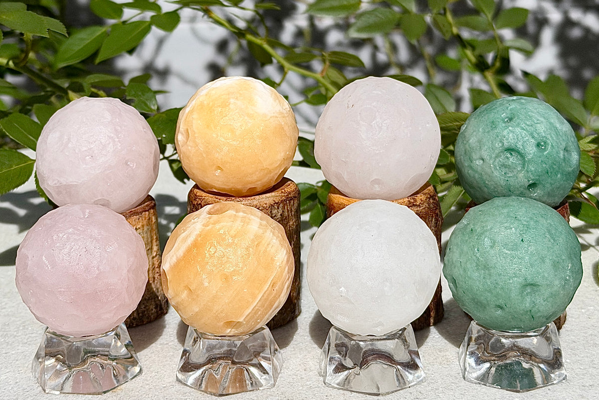 Wholesale Lot 8 Pcs Mix Crystal 4cm Moon Spheres Ball Healing Energy