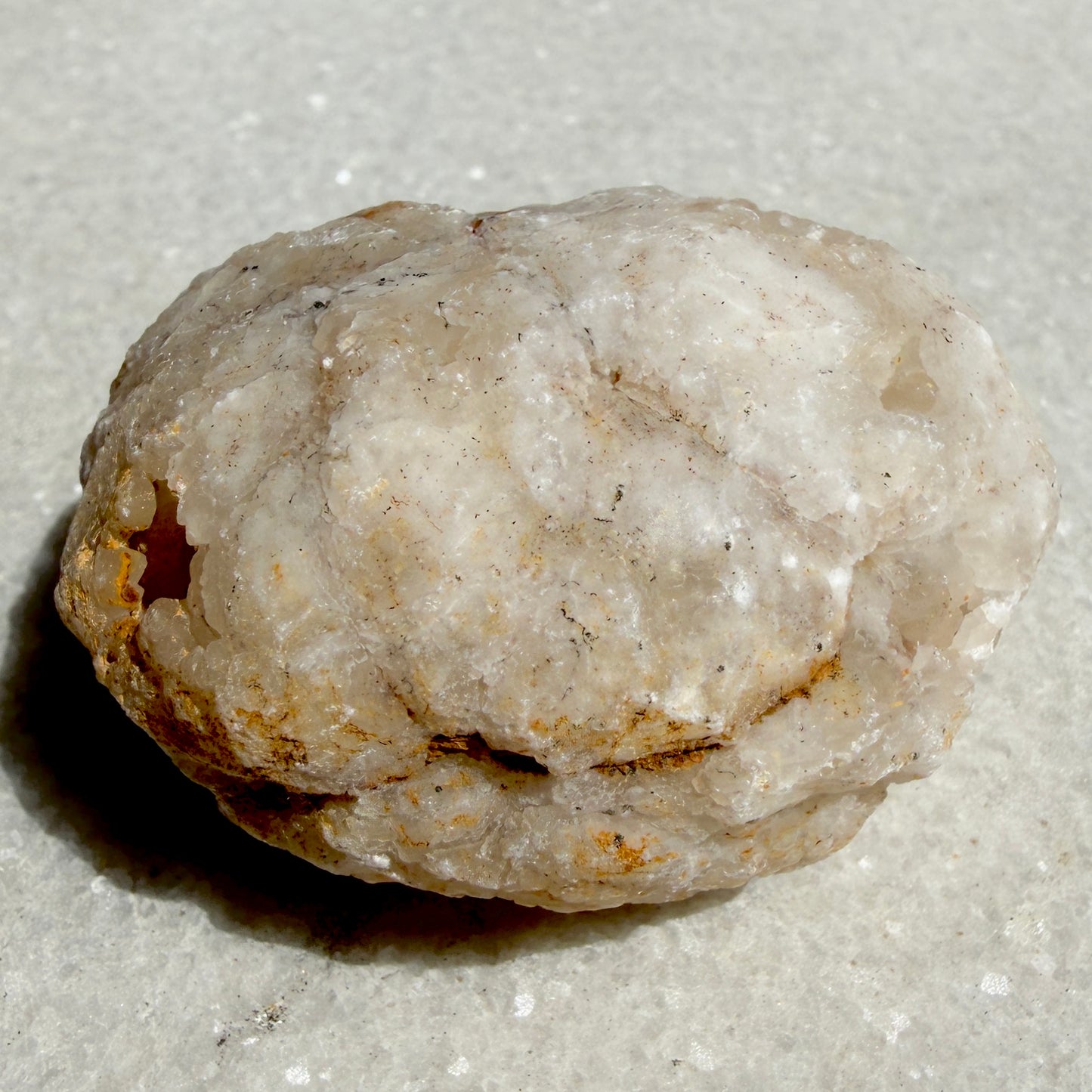Wholesale Lot – 2 lbs Natural Quartz Geodes – 12 to 16 PCS