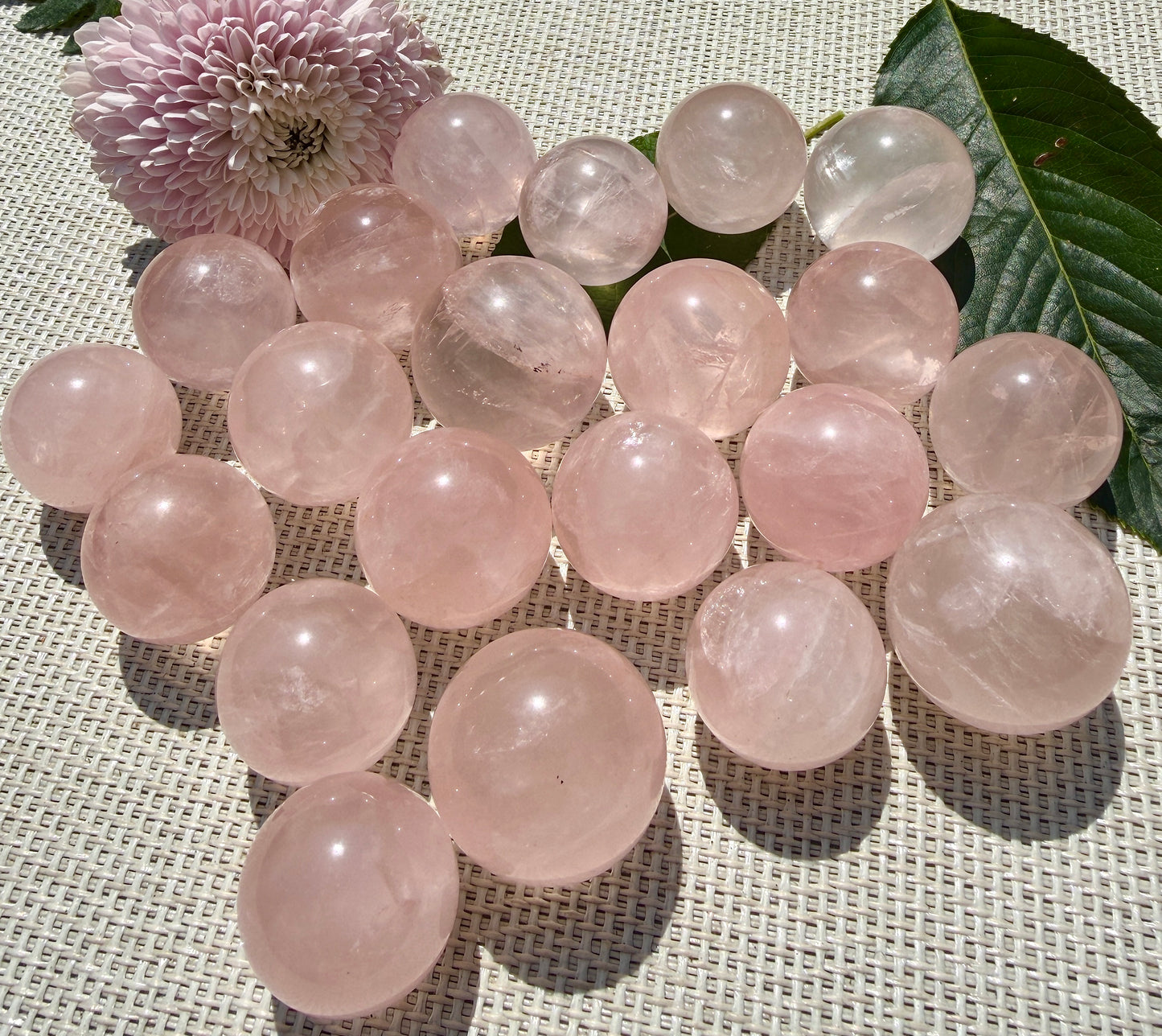 Wholesale Lot 1 lb Natural Rose Quartz Sphere Ball Crystal Healing Energy