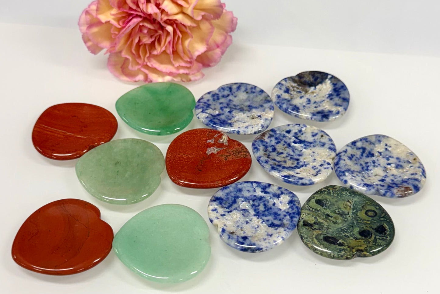 12 PCs Natural Crystal Heart shaped Worry Stone Healing Energy