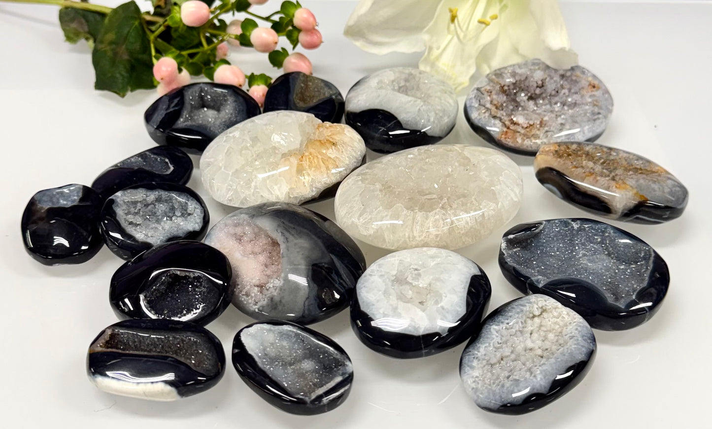 Wholesale 2 Lb Lot Natural Druzy Onyx Palm Stones Crystal Energy
