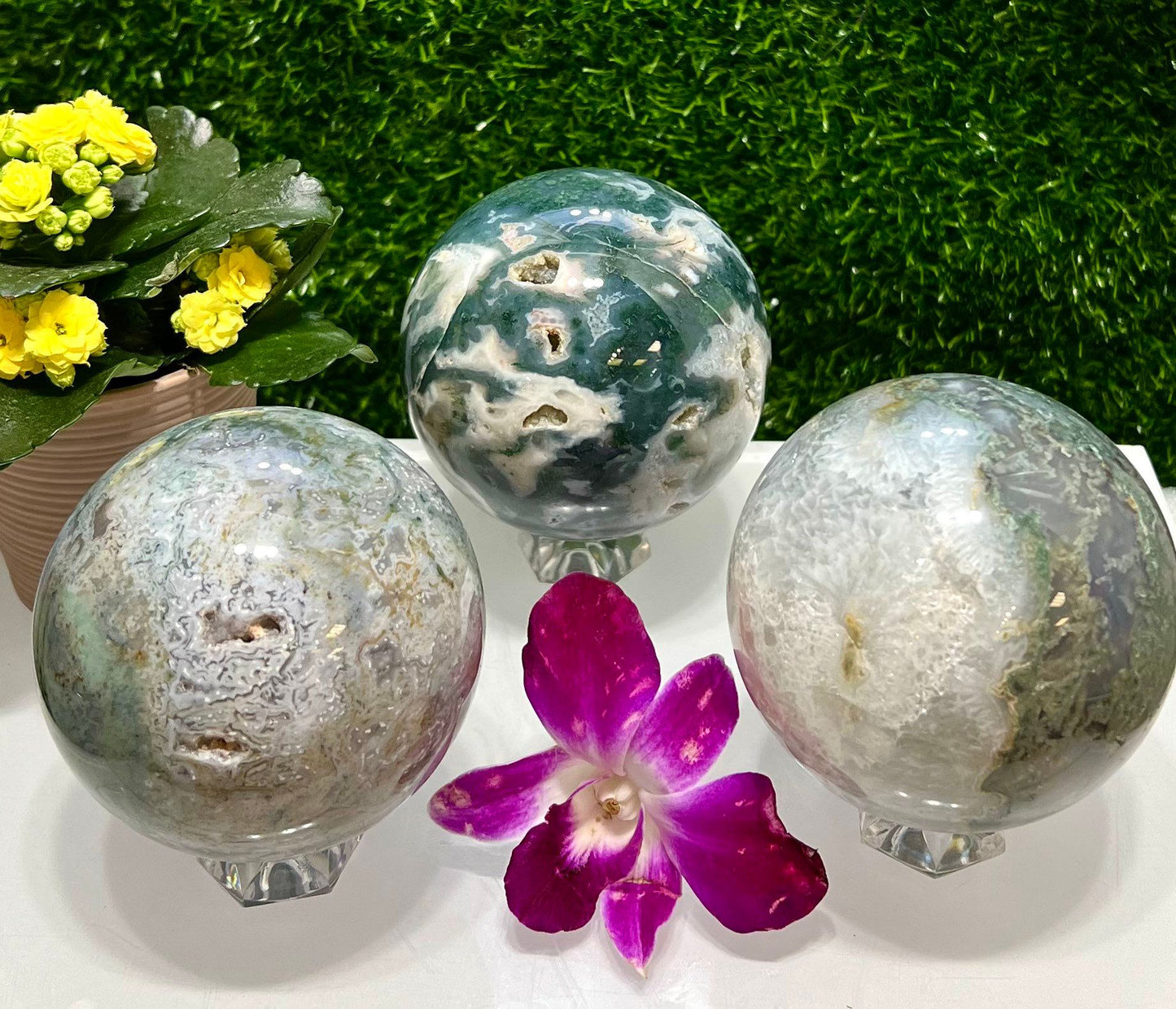 Wholesale Lot 4-5 Pcs 5.9 to 6 lbs Natural Moss Agate Spheres Crystal Ball