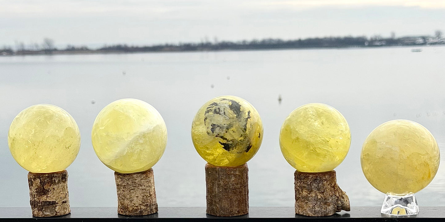 4-5 PCs Natural Lemon Quartz Sphere Crystals Healing Energy