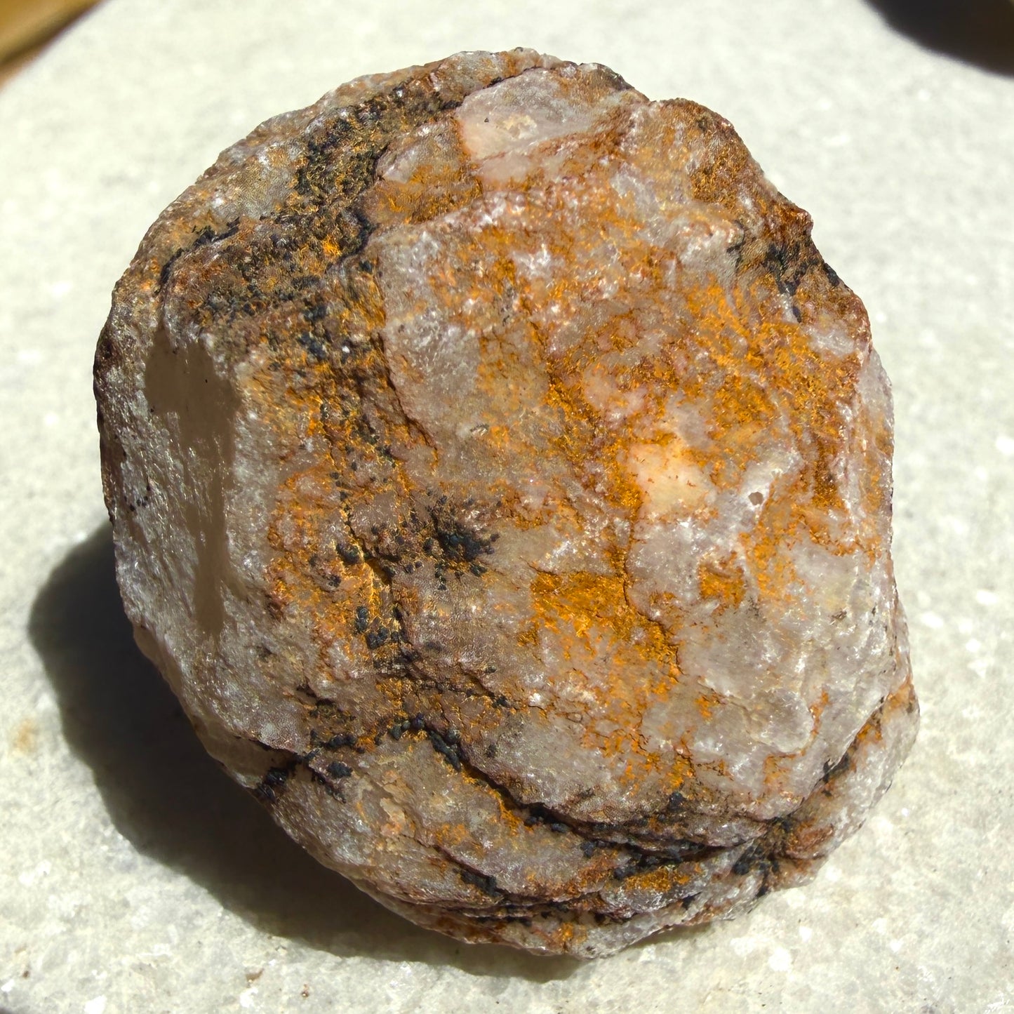 Wholesale Lot – 2 lbs Natural Quartz Geodes – 12 to 16 PCS