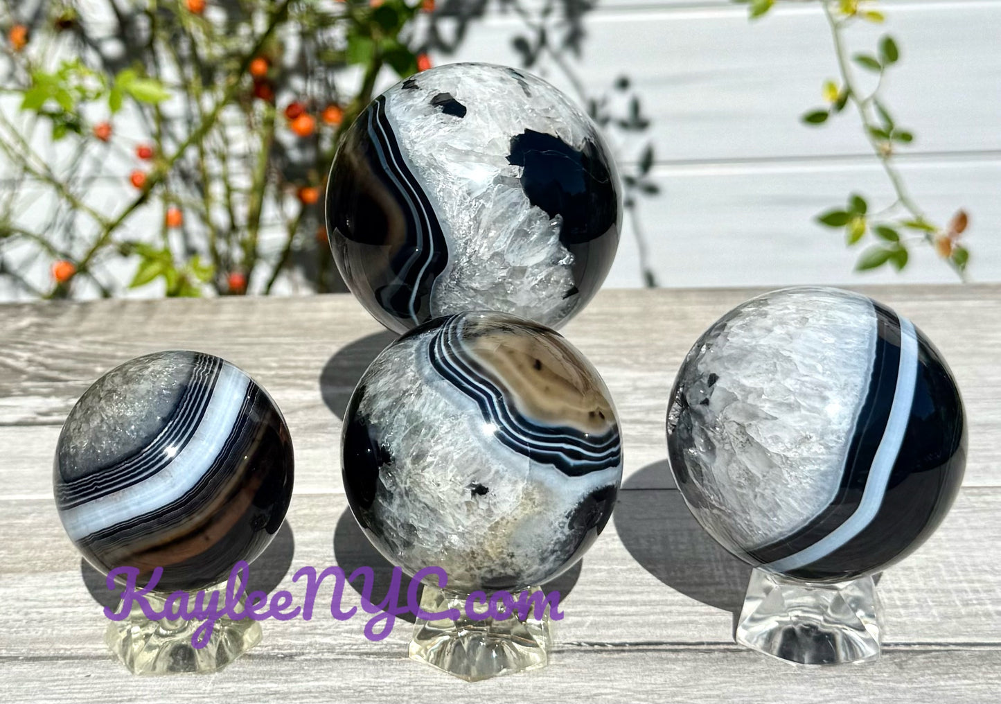 4-5 PCs Natural Black Onyx Sphere Crystals Healing Energy