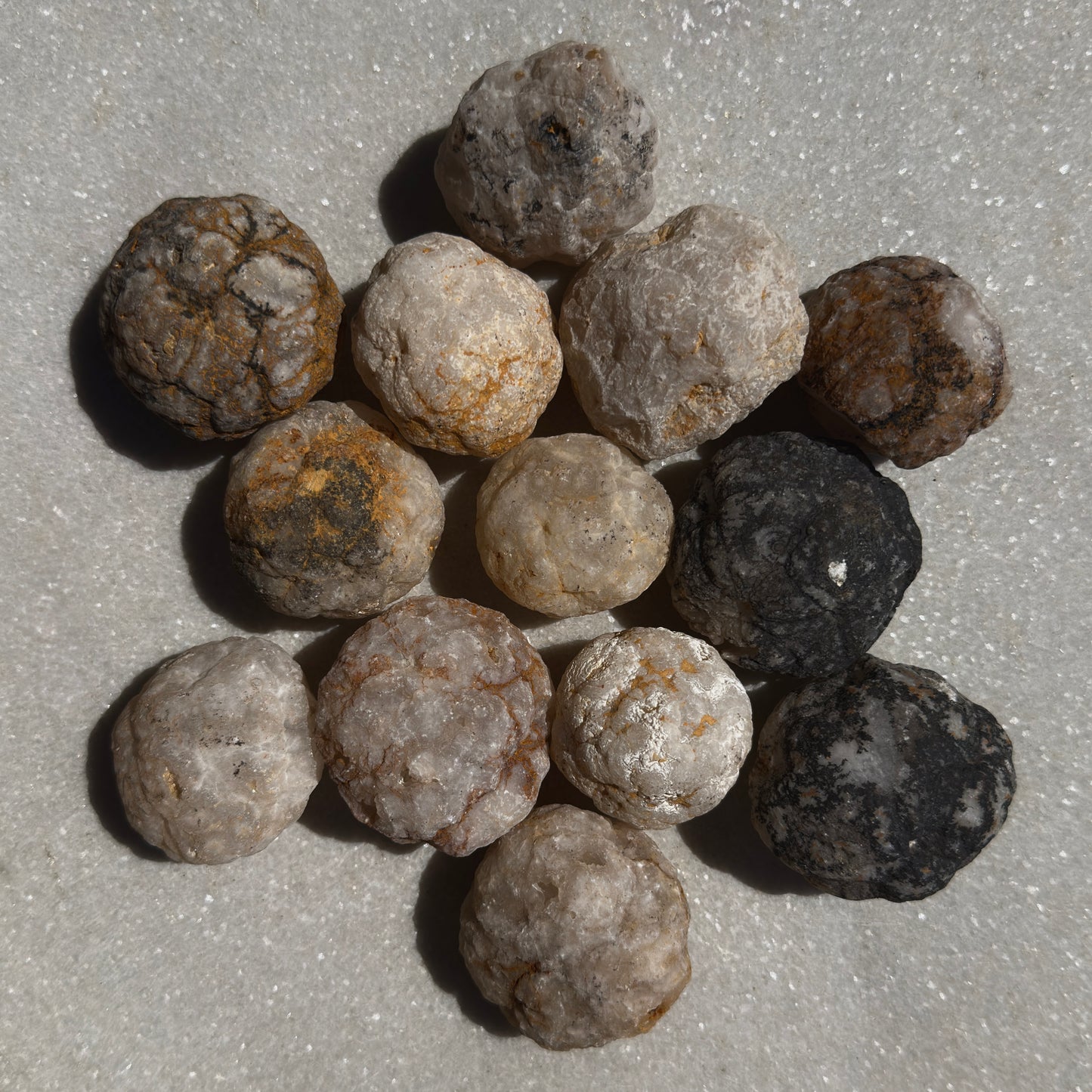 Wholesale Lot – 2 lbs Natural Quartz Geodes – 12 to 16 PCS