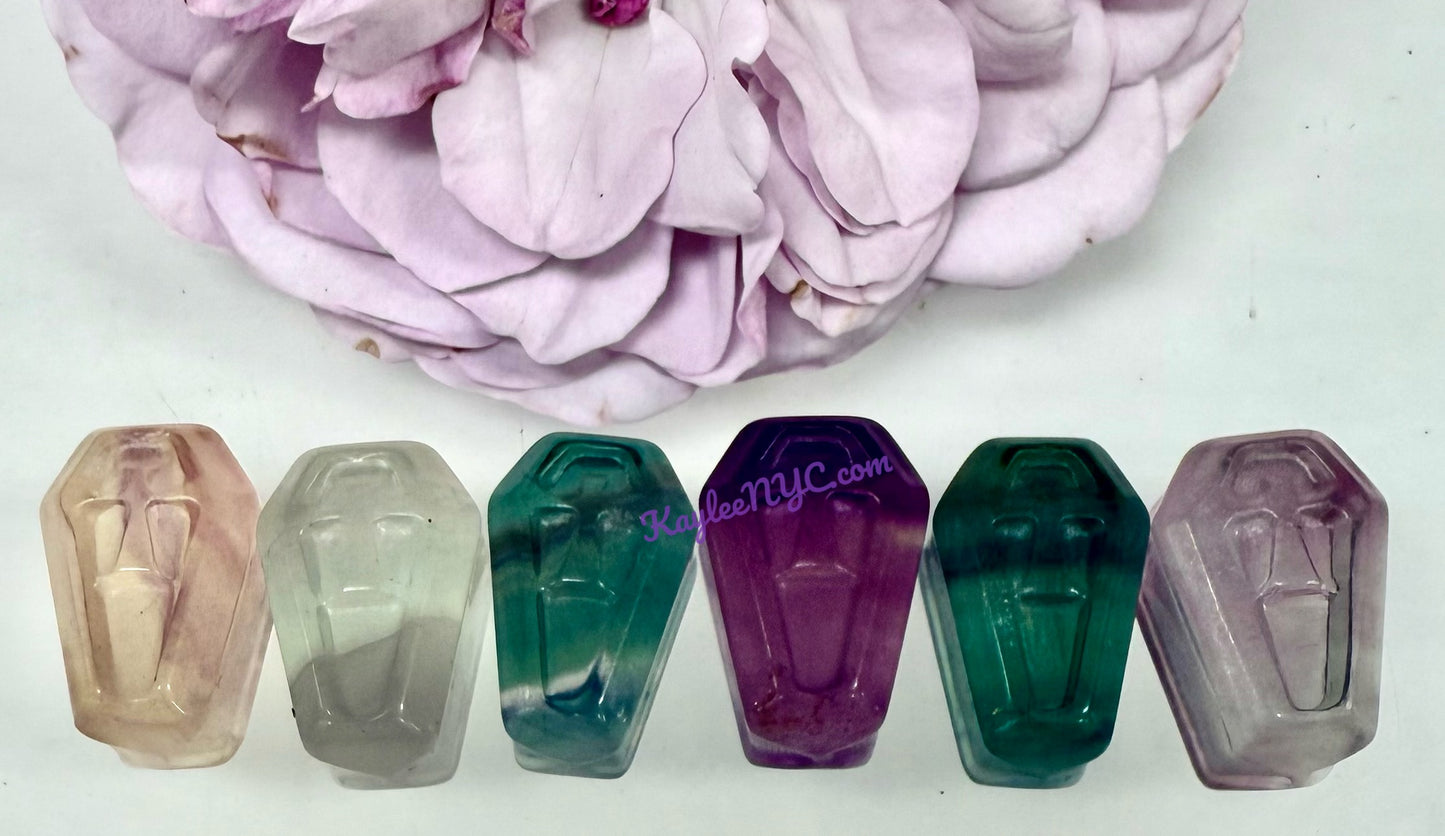 24 pcs Natural Mini Candy Fluorite Halloween Carvings