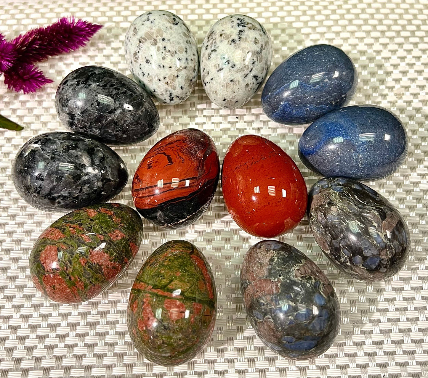 Wholesale Lot 12 Pcs 2” mix natural crystals Eggs Red Jasper Kiwi Jasper