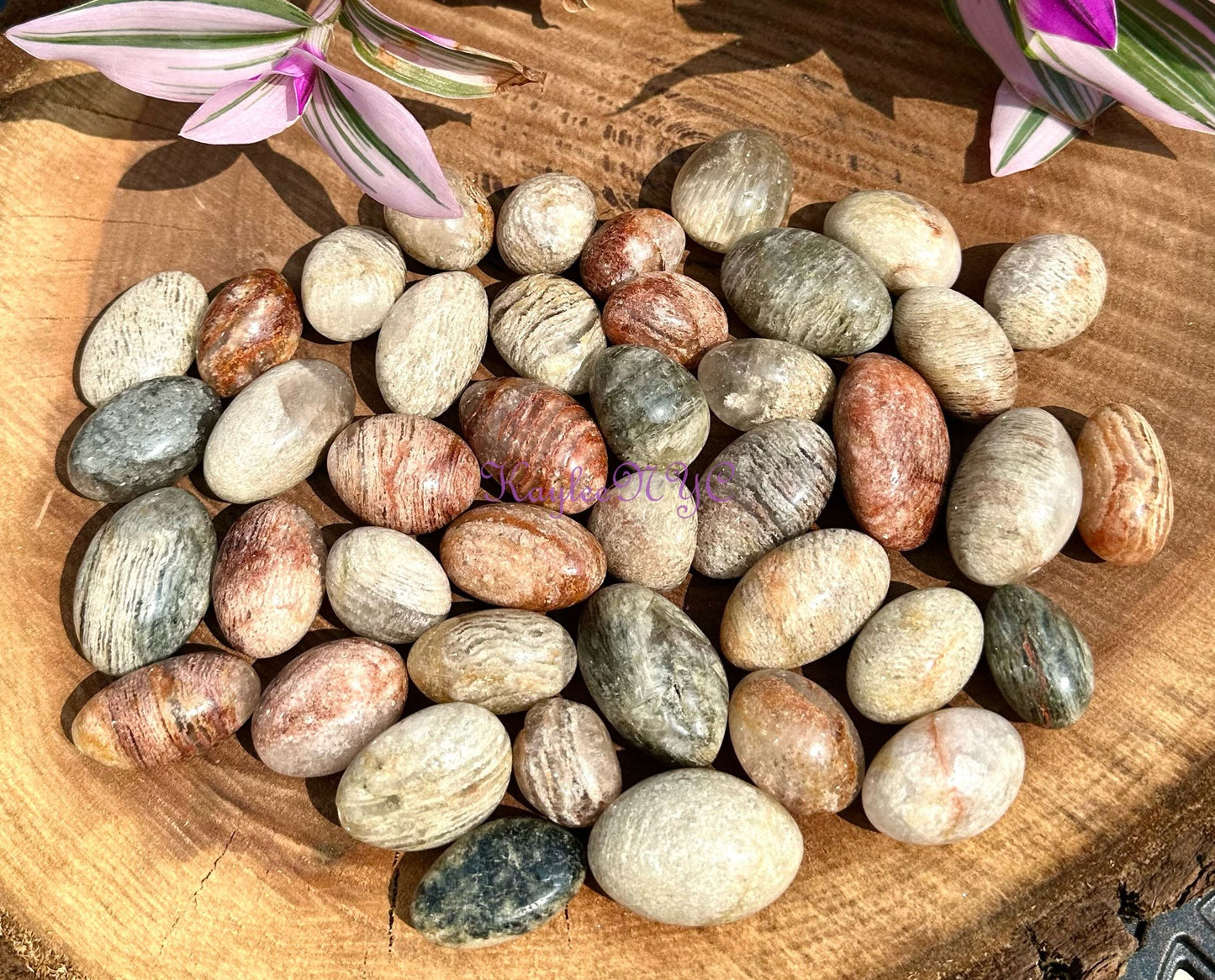 Wholesale Lot 2 Lbs Natural Thousand Layer Phantom Lodalite Quartz Tumble