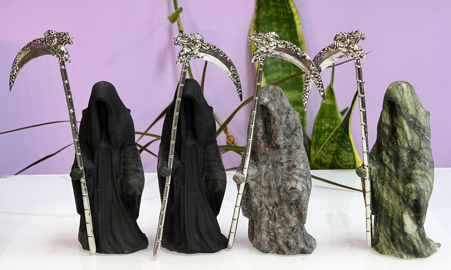 4 PCs 11cm Natural Crystal Grim Reaper Healing Energy