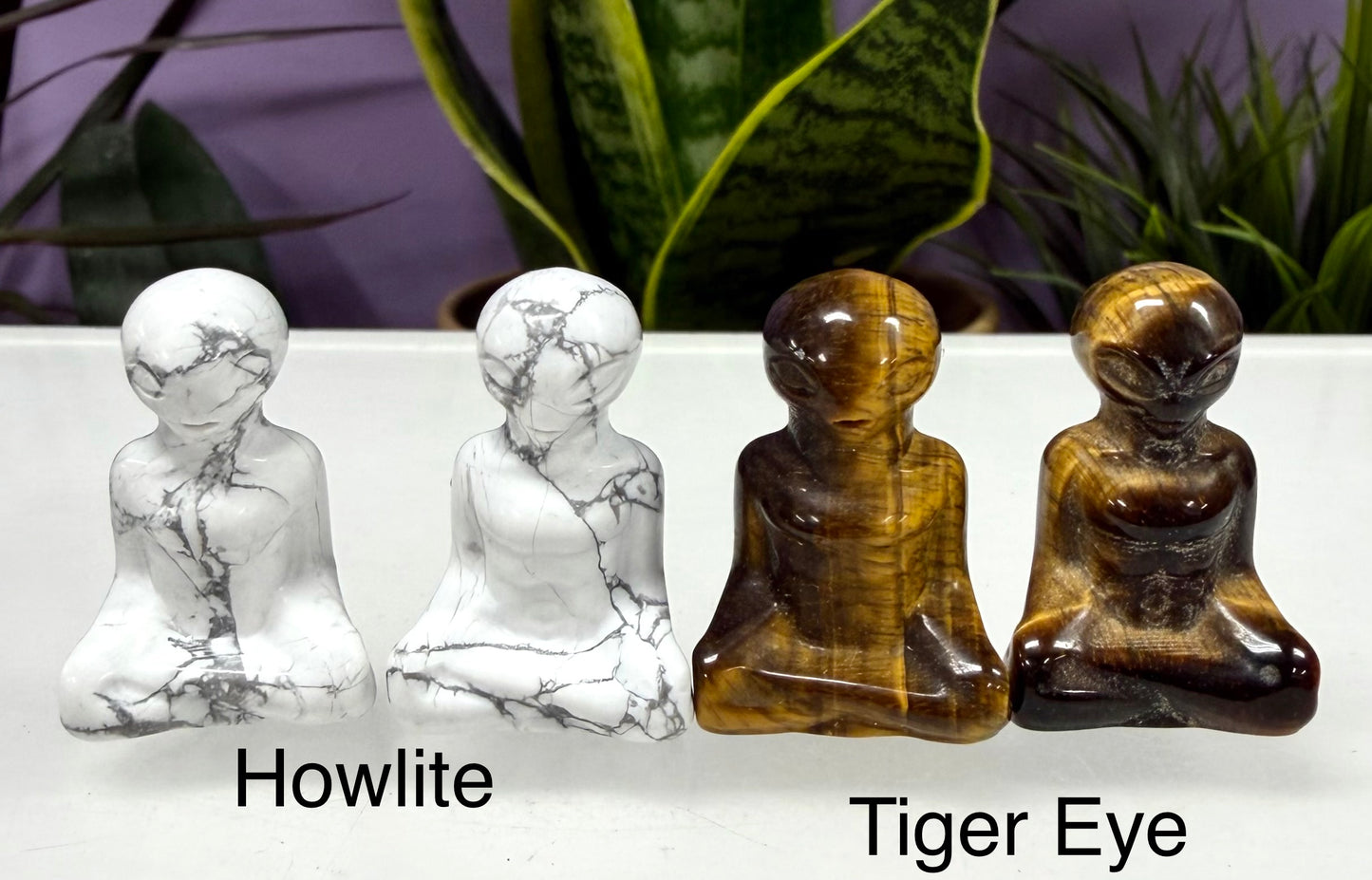 16 pcs 3cm Natural Crystal Alien