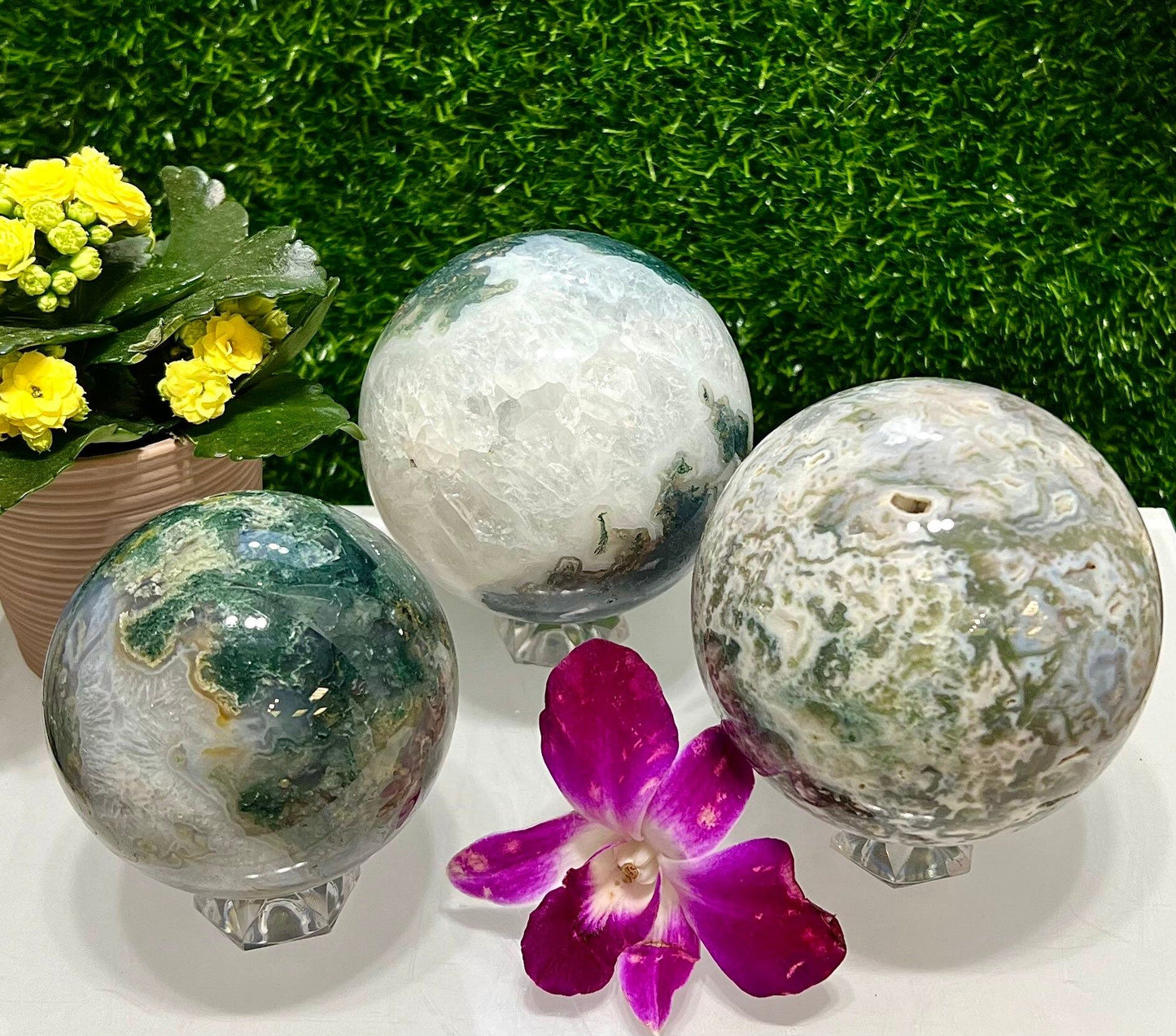 Wholesale Lot 4-5 Pcs 5.9 to 6 lbs Natural Moss Agate Spheres Crystal Ball