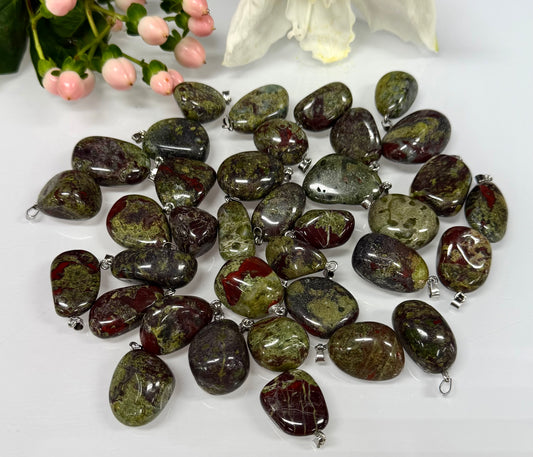 36 PCs Natural Dragon Bloodstone Crystal Pendant