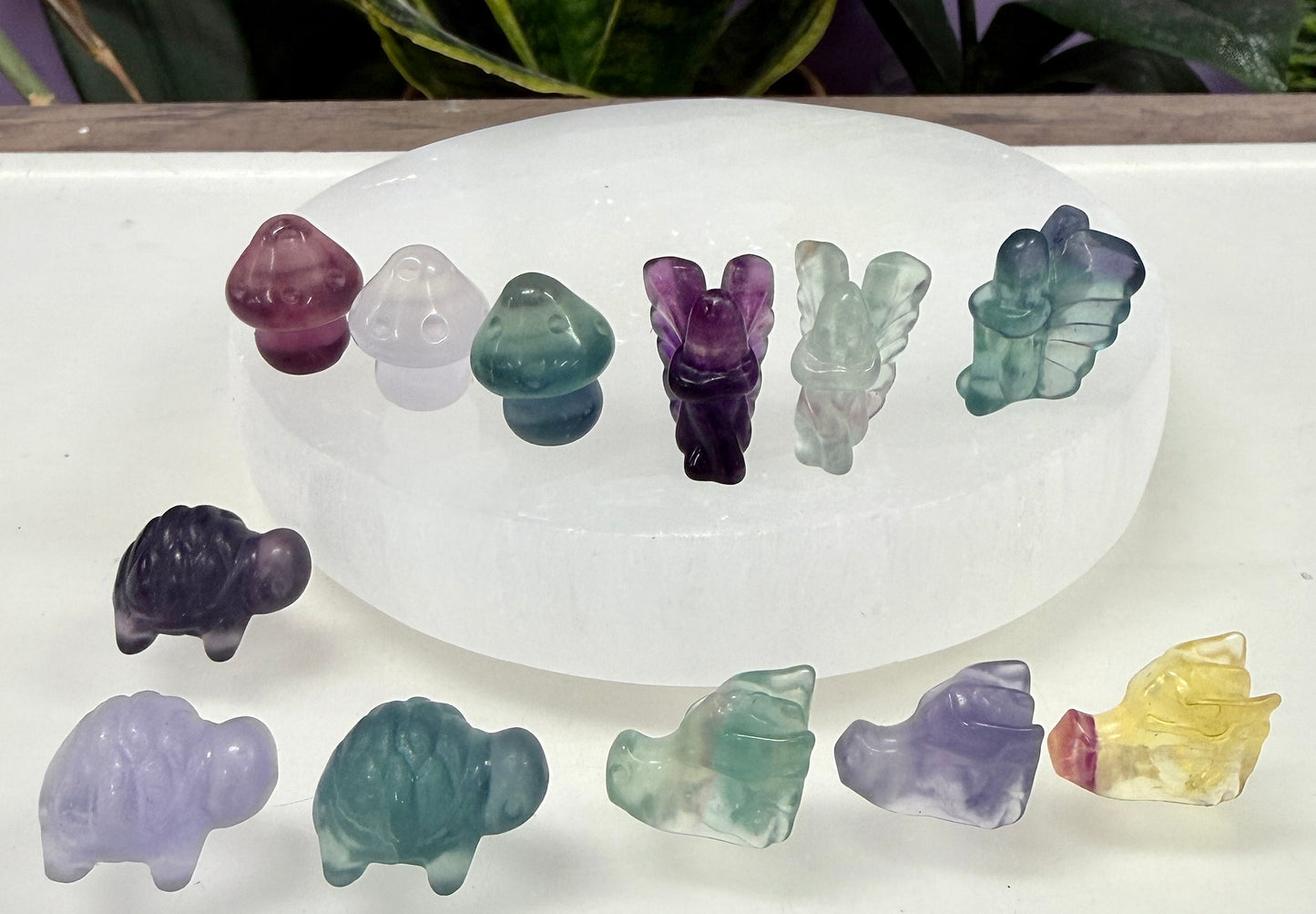 32 pcs Natural Mini Candy Fluorite Carvings