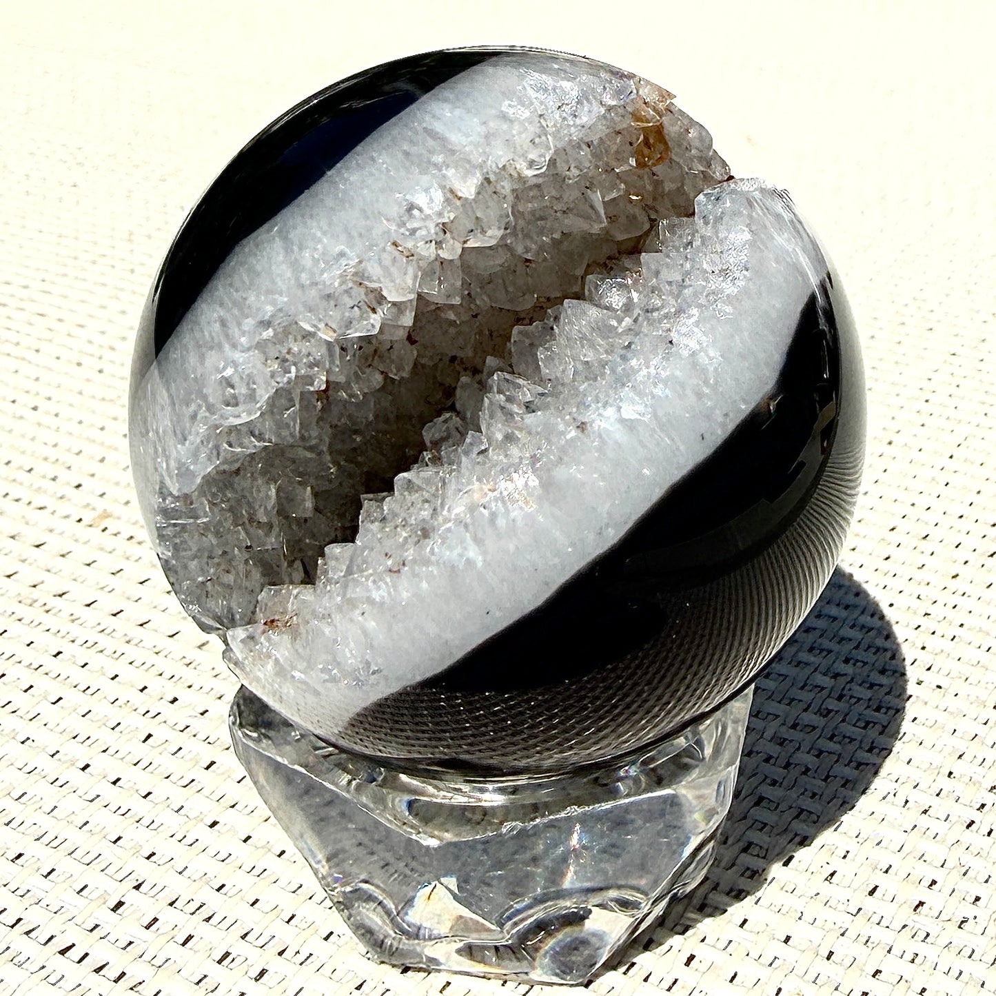 Wholesale Lot – 3 lbs Natural Druzy Onyx Spheres – 5 to 6 PCS