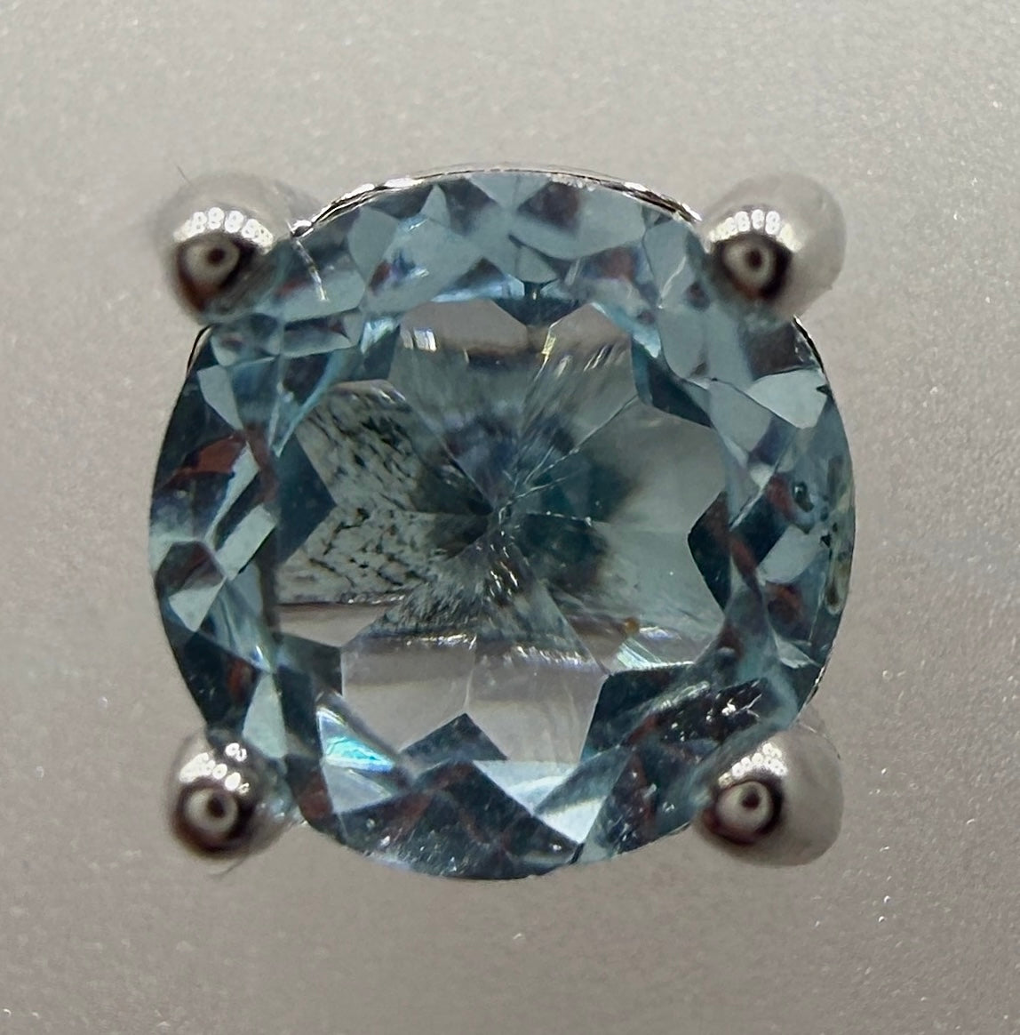 Wholesale 5 pairs Natural Blue Topaz Stud Earrings, 6mm (925) Posts