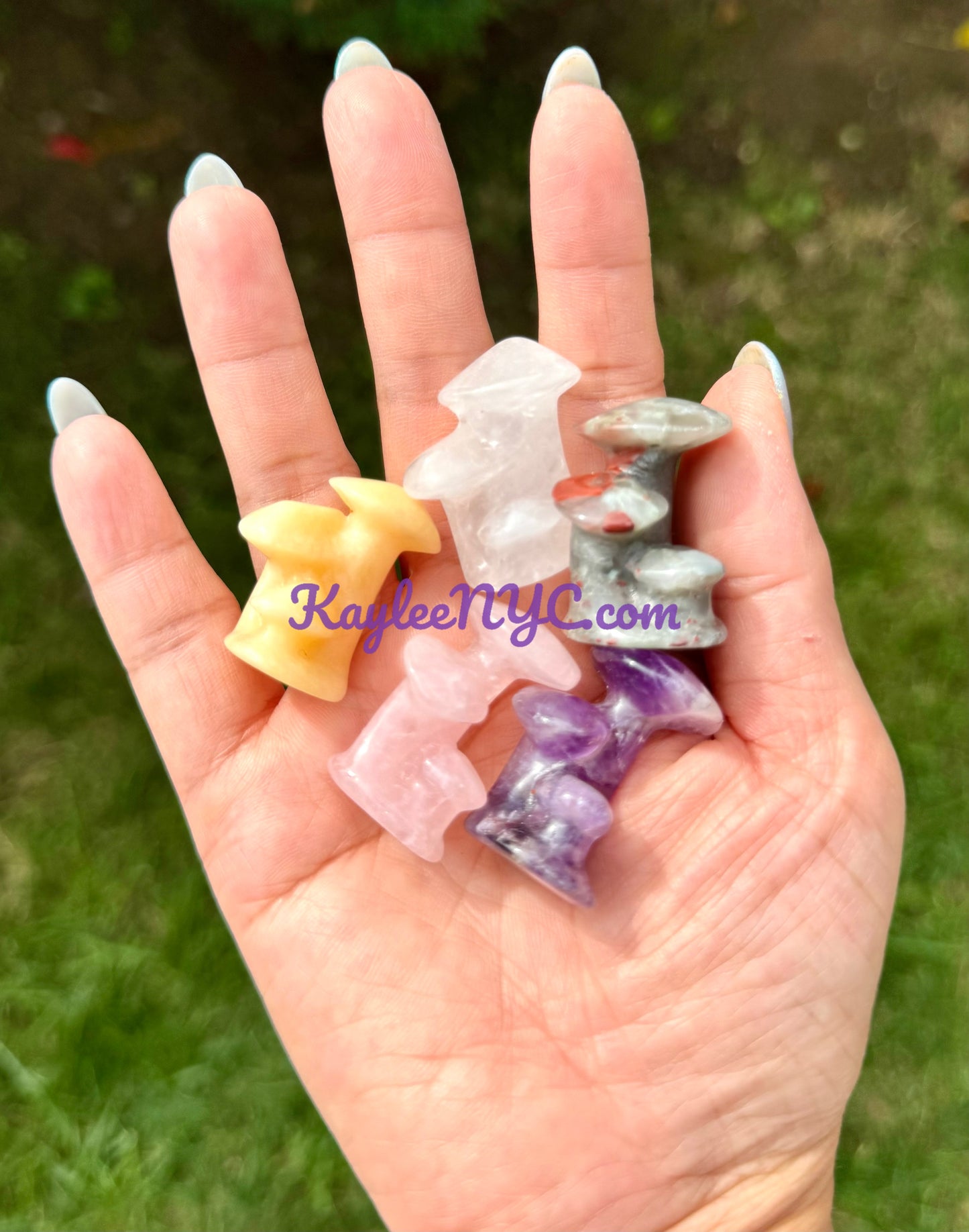 Wholesale Lot 10 pcs 3cm Natural mix Crystals Mushroom Healing Energy
