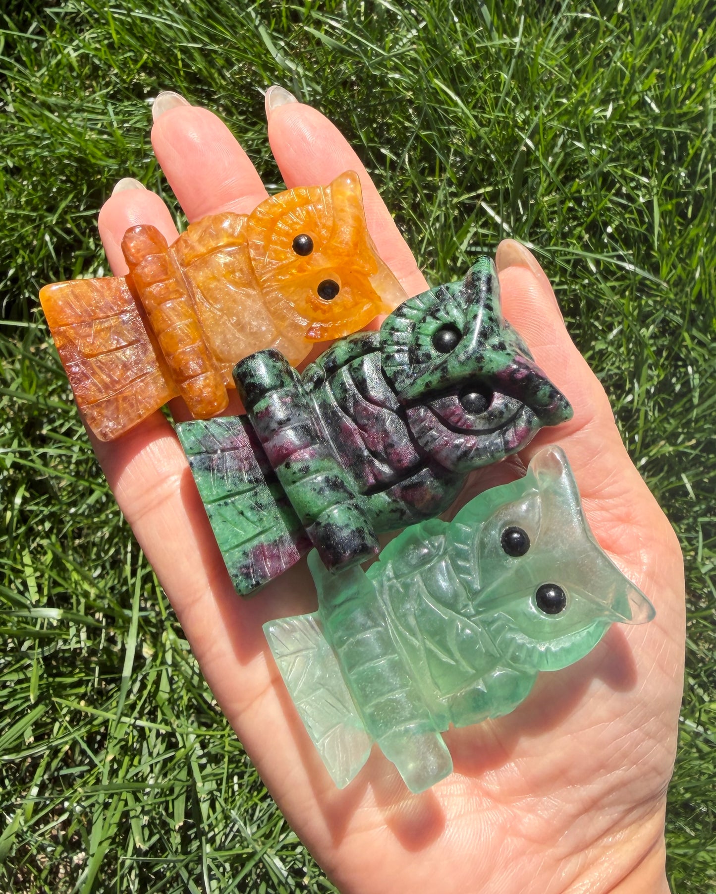 8 PCs Mixed Natural Crystal Owls Healing Energy