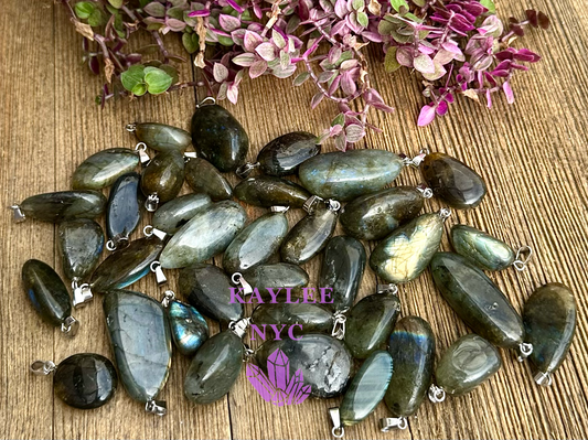 36 PCs Natural Labradorite Crystal Pendant