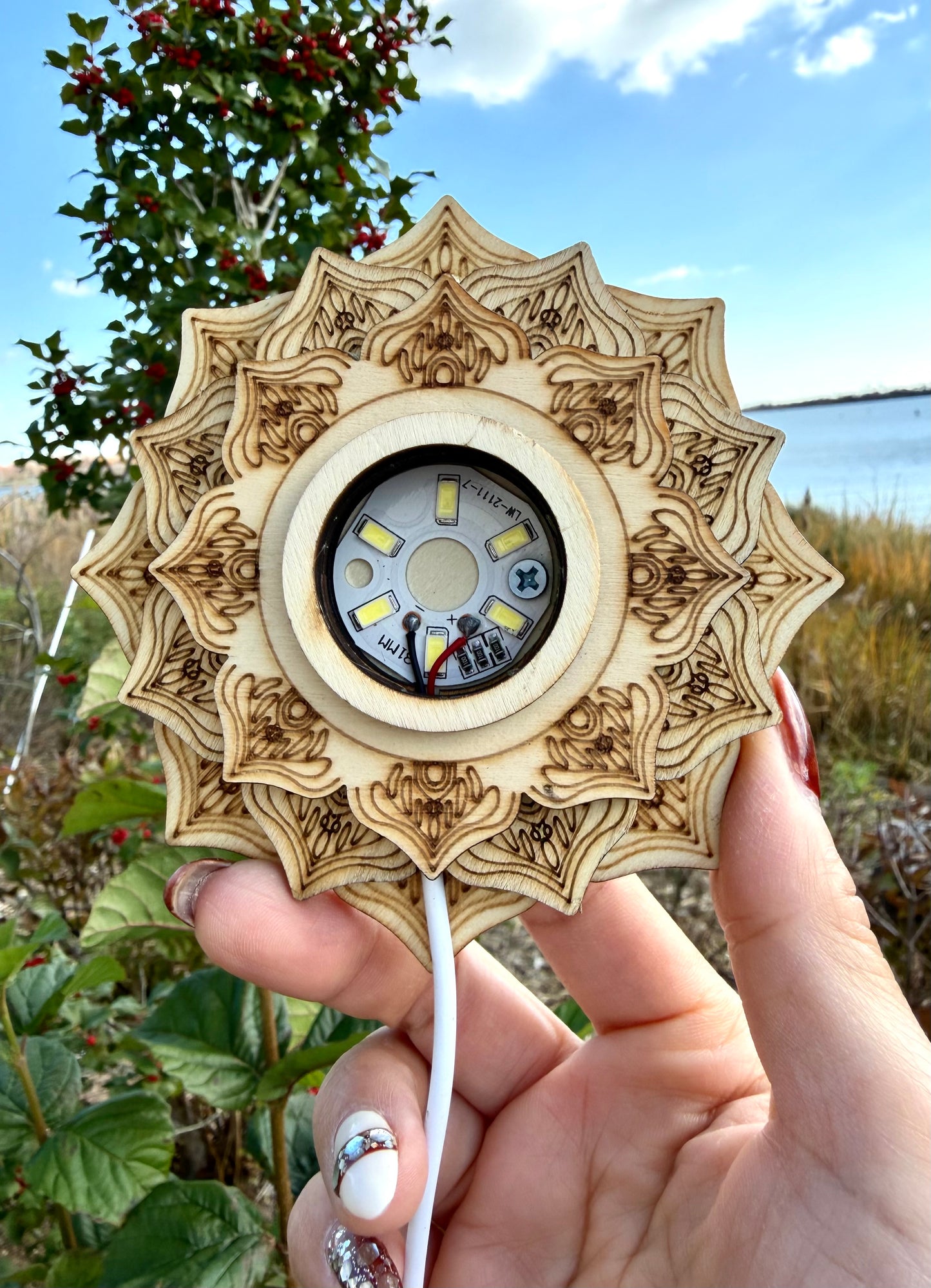 10 pcs PCs USB powered Wooden LED light stand 10cm Healing Energy