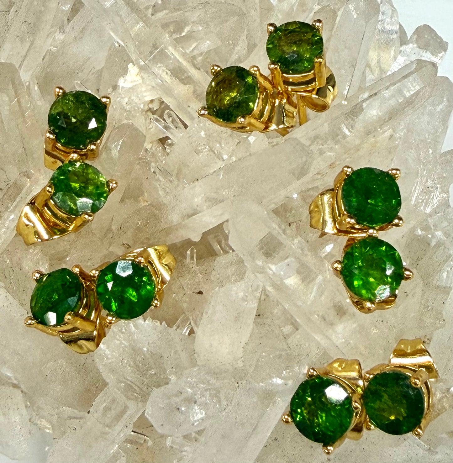 Wholesale 5 Pairs Natural Diopside Sterling Silver(925) Posts 5mm