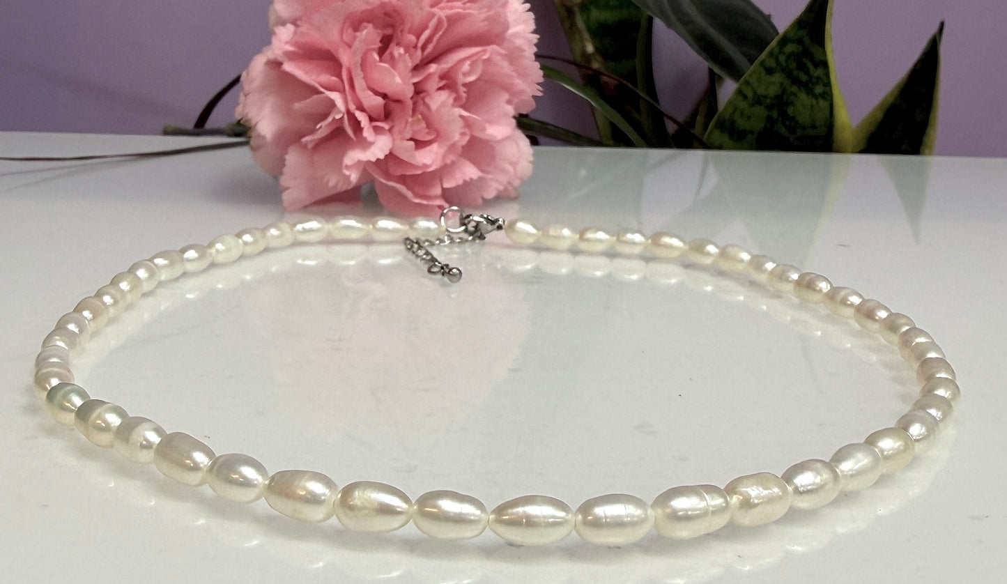 6 PCs 6 pcs ~5.5mm Natural Freshwater Pearl Necklace Healing Energy