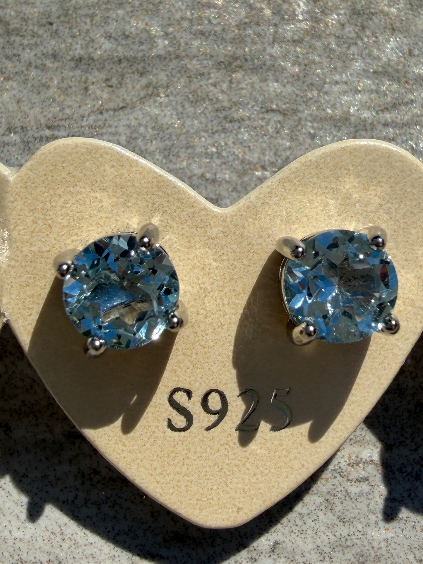 Wholesale 5 pairs Natural Blue Topaz Stud Earrings, 6mm (925) Posts