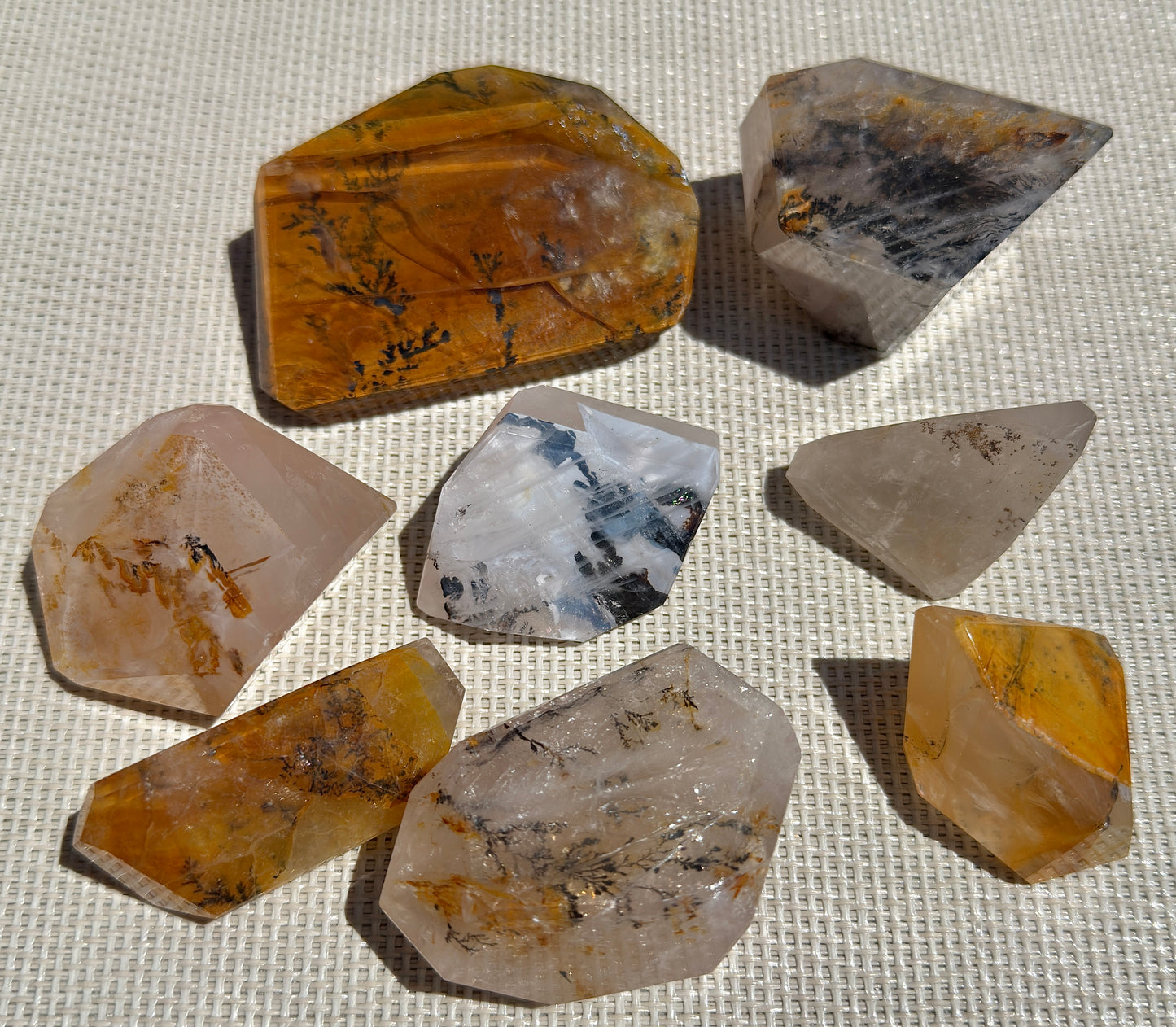 Wholesale Lot 1 lb Natural Dendritic Quartz Crystal Freeform Healing Energy 5-10 Pcs