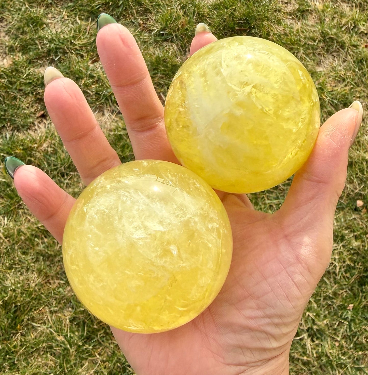 4-5 PCs Natural Lemon Quartz Sphere Crystals Healing Energy