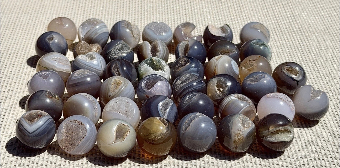 Wholesale Lot – 1 lb Natural Druzy Agate Sphere Crystal Balls Healing Energy