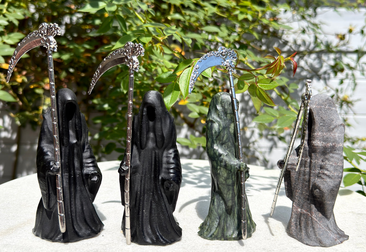 4 PCs 11cm Natural Crystal Grim Reaper Healing Energy