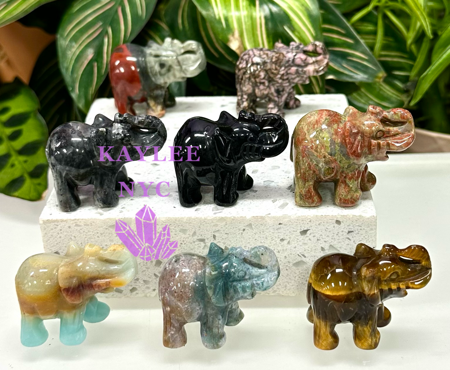 8 PCs 1.5” Mix Natural Crystal Elephant