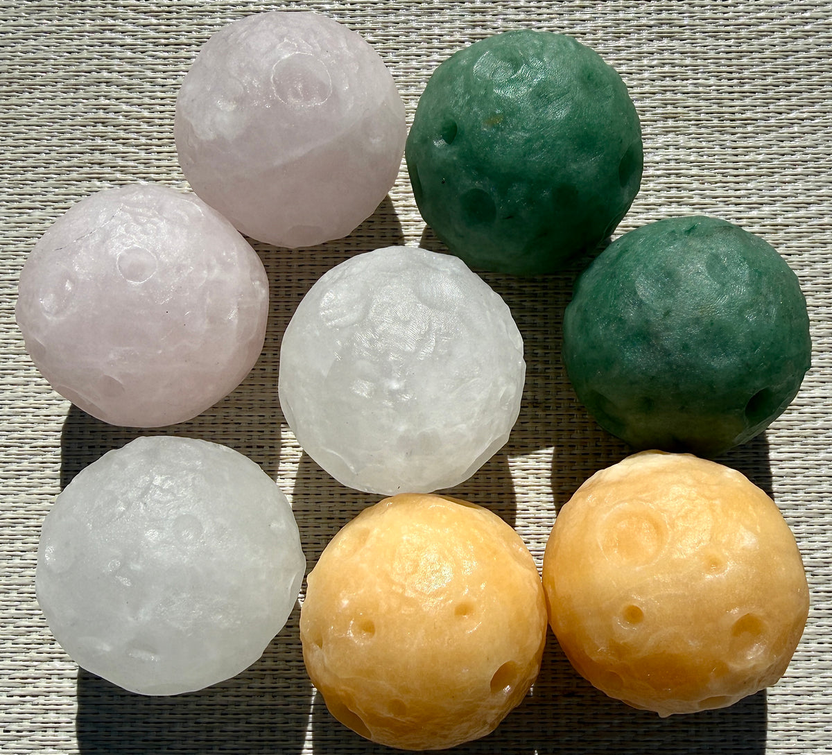 Wholesale Lot 8 Pcs Mix Crystal 4cm Moon Spheres Ball Healing Energy