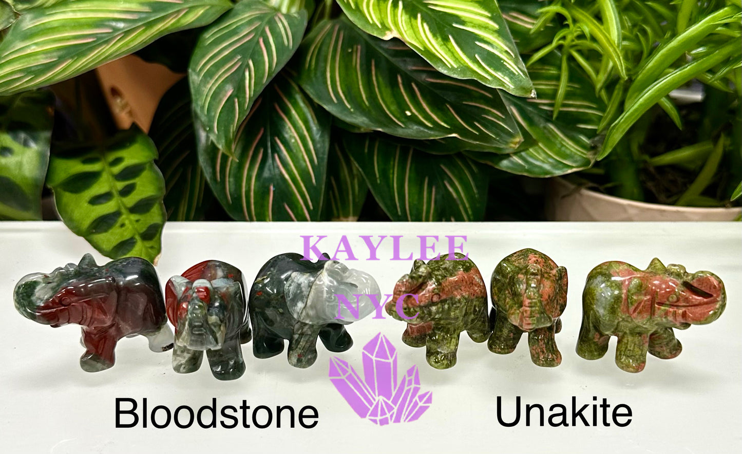 8 PCs 1.5” Mix Natural Crystal Elephant