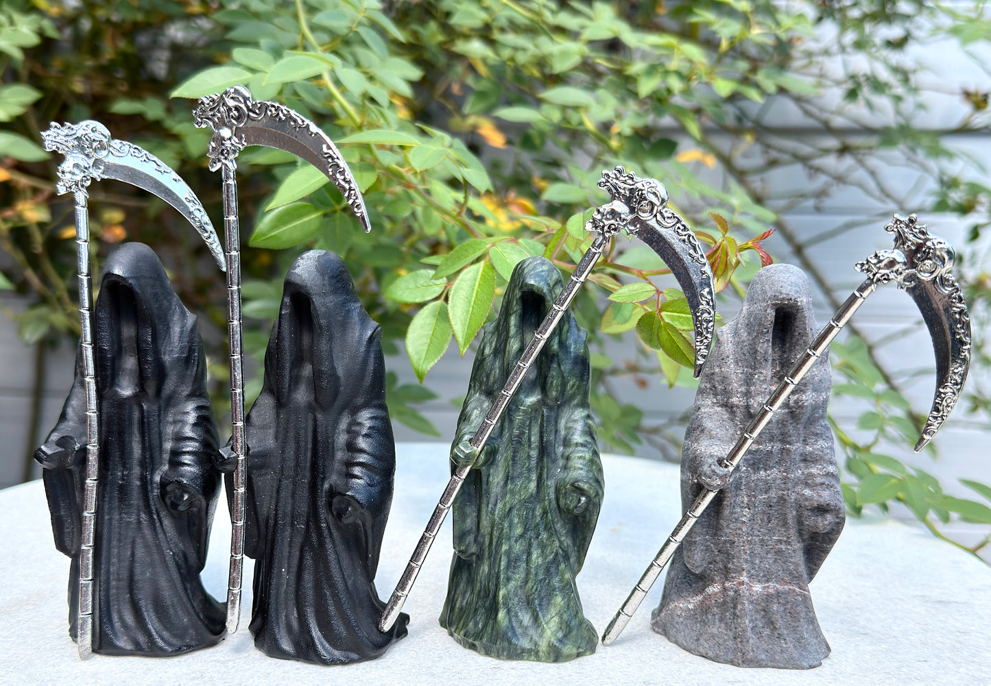 4 PCs 11cm Natural Crystal Grim Reaper Healing Energy